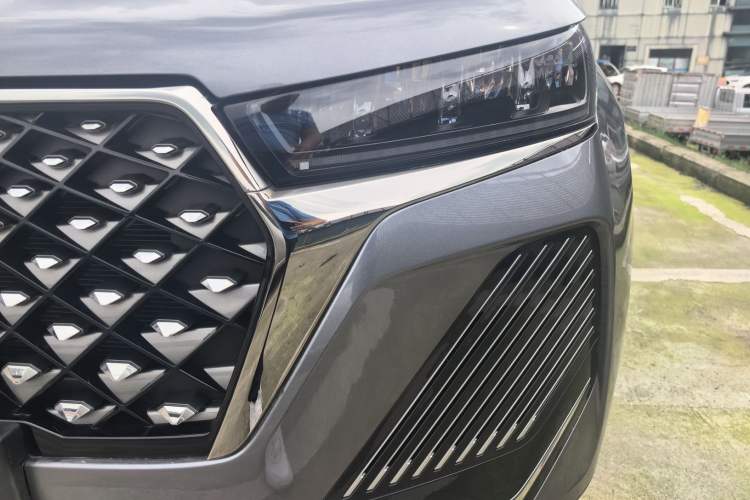 Used Chery Tiggo 7 2024 1.5T CVT Luxury Edition Left Front Headlight