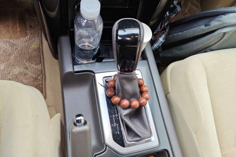 Used Toyota Prado 2013 2.7L Automatic Middle East Version
