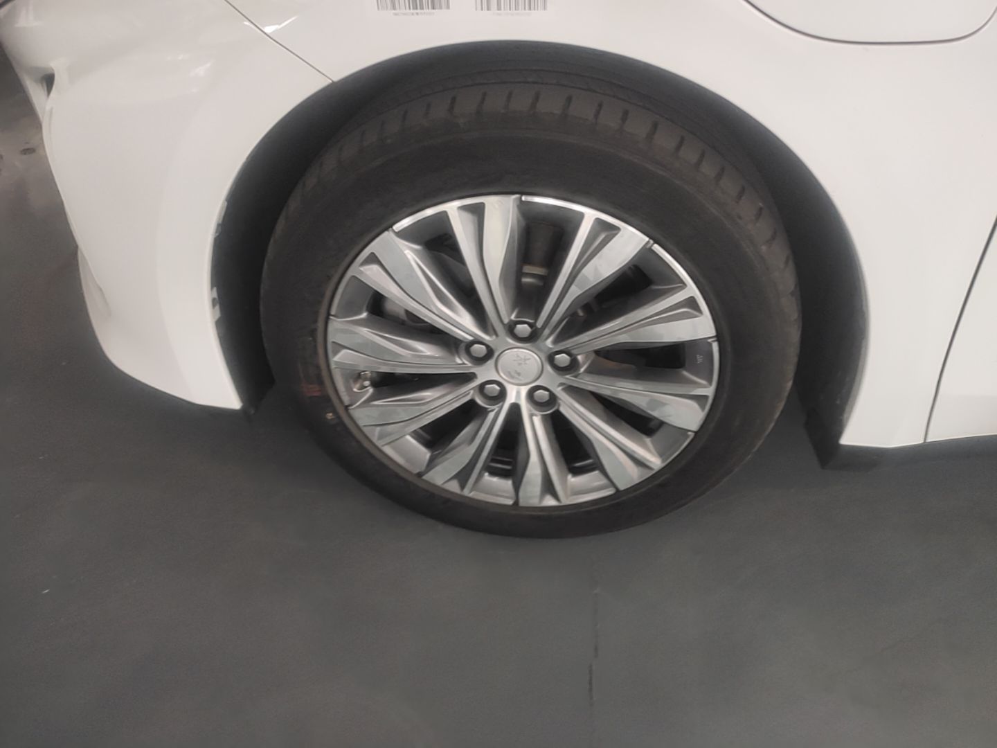 Hongqi E-QM5 2024 450km Range Commuter Version — снимка 10