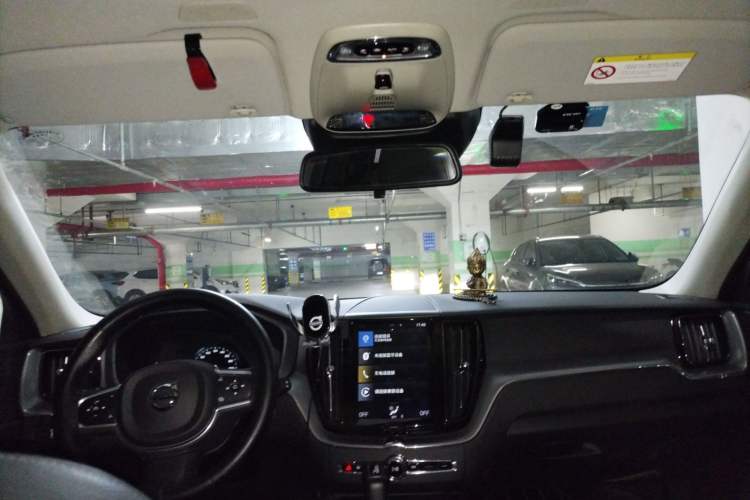 Used Volvo XC60 2018 T5 4x4 Zhiyi Edition
