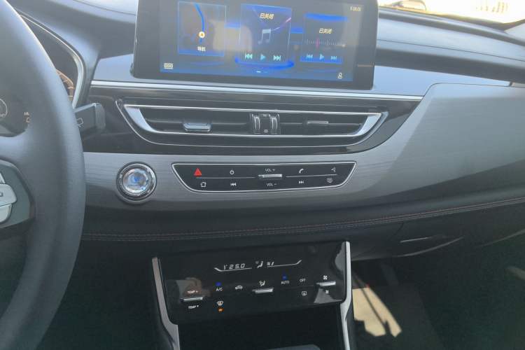 Used Changan CS75 2021 Honor Million Edition 280T DCT Luxury Model