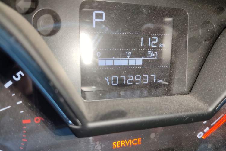 Used Citroen C4 Sega 2016 1.6L Automatic Luxury Model Odometer Close Up