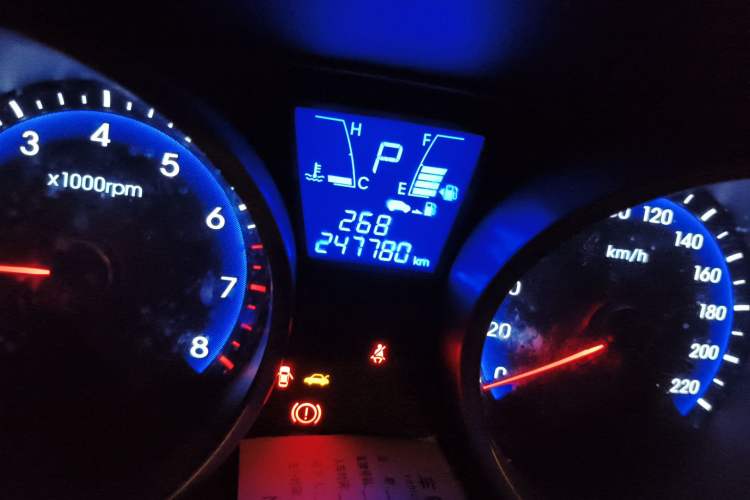 Used Hyundai ix35 2012 2.0L Automatic Two-Wheel Drive Elite Edition GLS Odometer Close Up