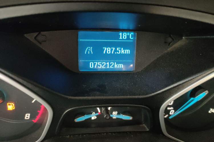 Used Ford Focus 2012 Sedan 1.6L Manual Comfort Model Odometer Close Up