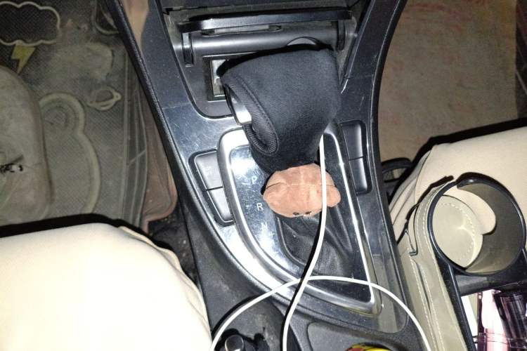 Used Brilliance V5 2012 1.6L Automatic Luxury Version
