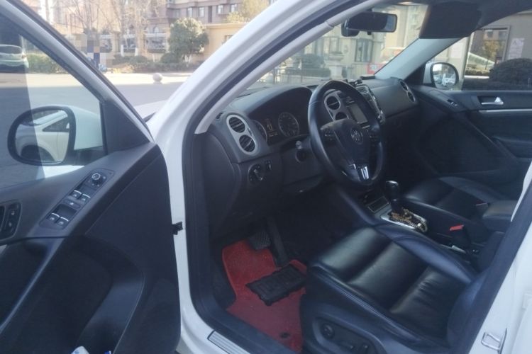 Used Volkswagen Tiguan 2013 1.8 TSI Automatic Two-Wheel Drive Comfort Edition Driver Seat