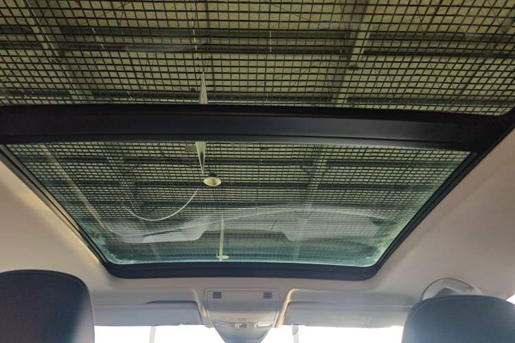 Used Volkswagen Tayron 2023 300TSI Two-Wheel-Drive Luxury Plus Advanced Edition
