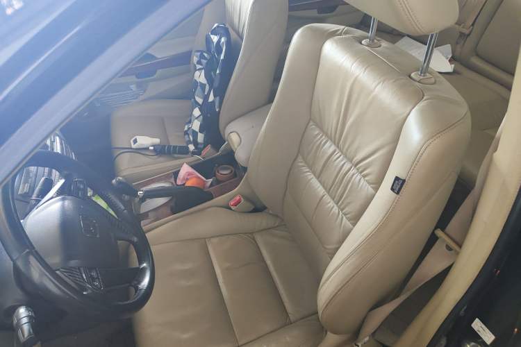 Used Honda Accord 2012 2.0L SE