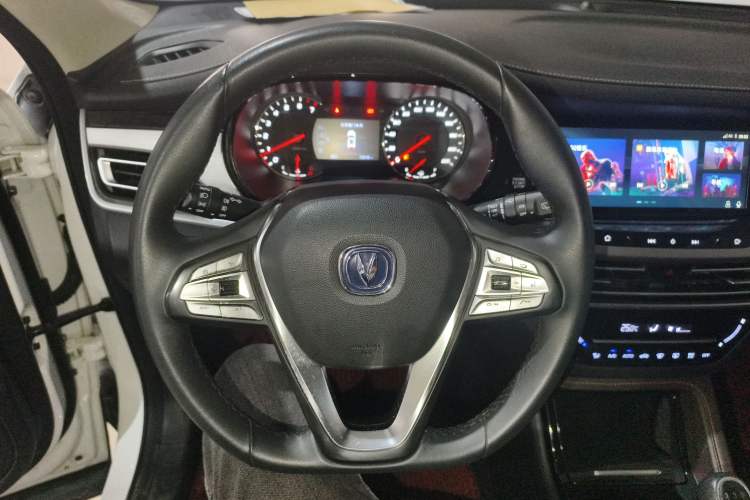 Used CHANGAN CS35PLUS 2018 1.6L Manual Cool Edition China V Standard Steering Wheel