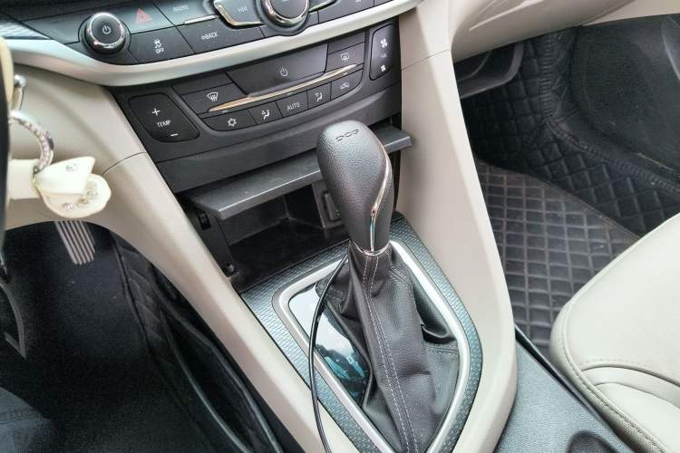 Used Buick GT 2019 15T Dual-Clutch Connected Elite Model China VI
