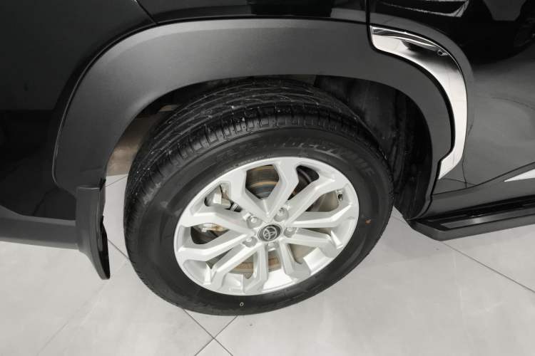 Used Toyota FRONTLANDER 2023 2.0L CVT Elite Edition
