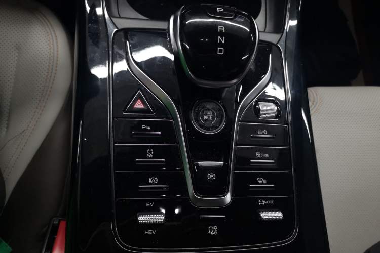 Used BYD Qin PLUS 2024 HONOR Edition DM-i 55KM Leading Model