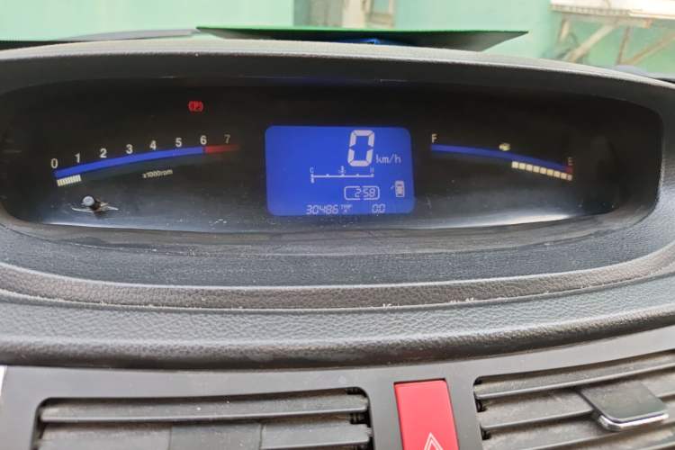 Used FORTHING Joyear SUV 2012 1.6L Luxury Model