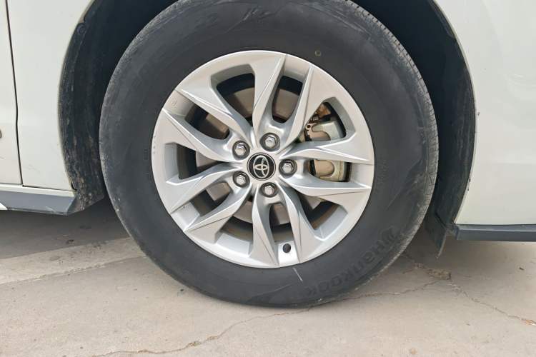 Used Toyota Granvia 2023 2.5L Hybrid Comfort Edition