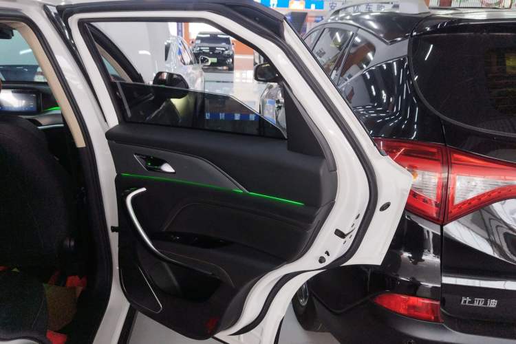 Used Bestune T77 2023 1.5T Automatic Premium Edition