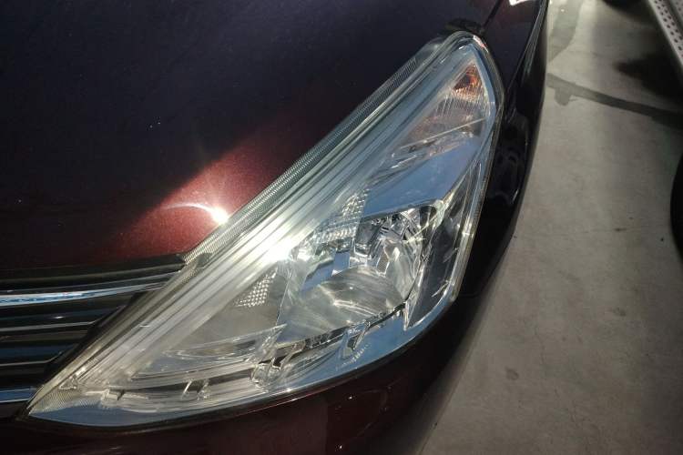 Used Nissan Livina 2013 1.6XE Manual Comfort Edition