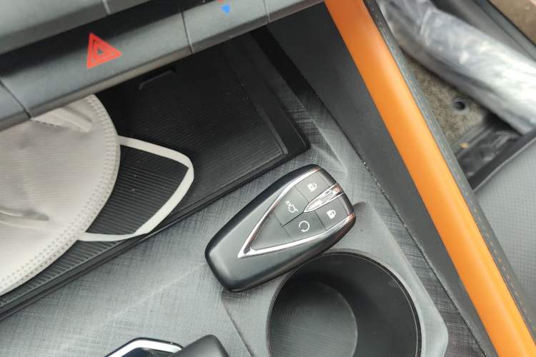 Used CHANGAN UNI-V 2022 1.5T Prestige Version Vehicle Key