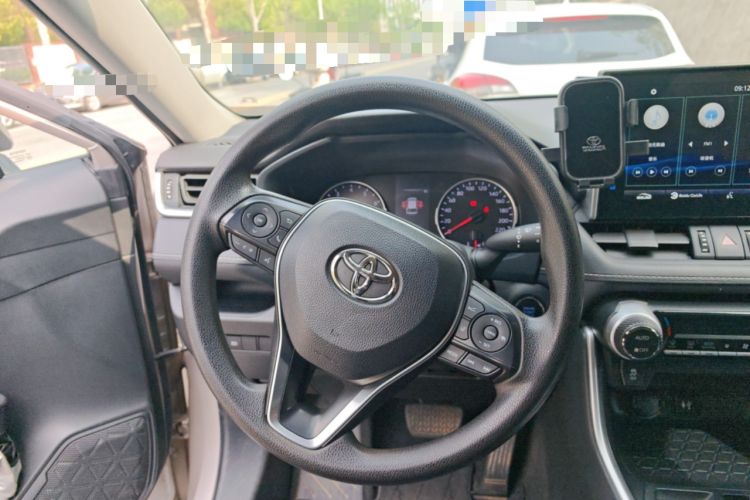 Used Toyota Wildlander 2021 2.0L CVT Two-Wheel Drive Luxury Edition Steering Wheel