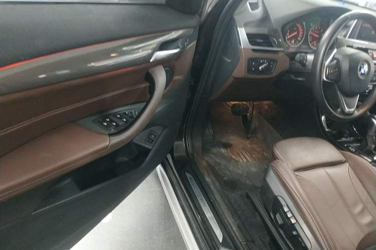 Used BMW X1 2018 sDrive18Li Luxury Model Driver Seat