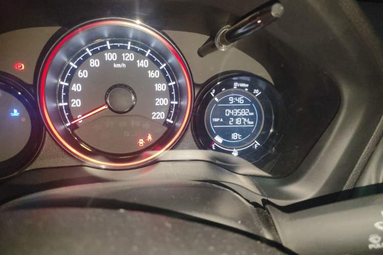 Used Honda XR-V 2021 1.5L CVT Comfort Version Odometer Close Up