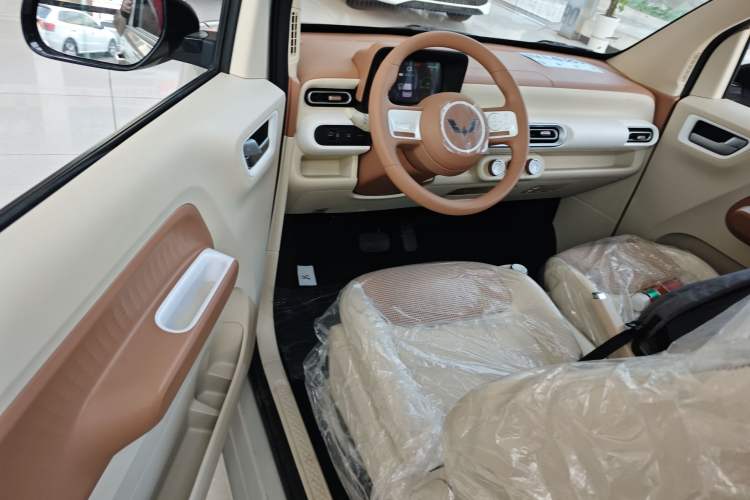 Used Wuling Hongguang MINIEV 2024 3rd Generation 215km Youth Edition Driver Seat