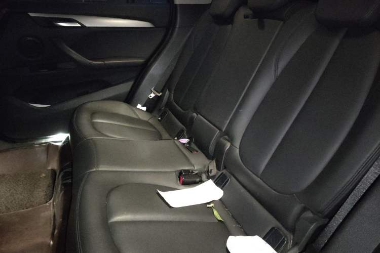 Used BMW X1 2018 sDrive18Li Fashion Model Left Rear Seat