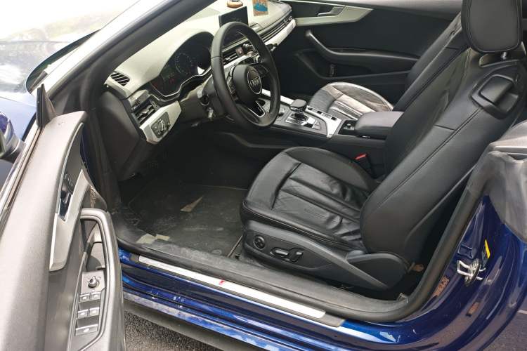 Used Audi A5 2017 Cabriolet 40 TFSI Fashion Model
