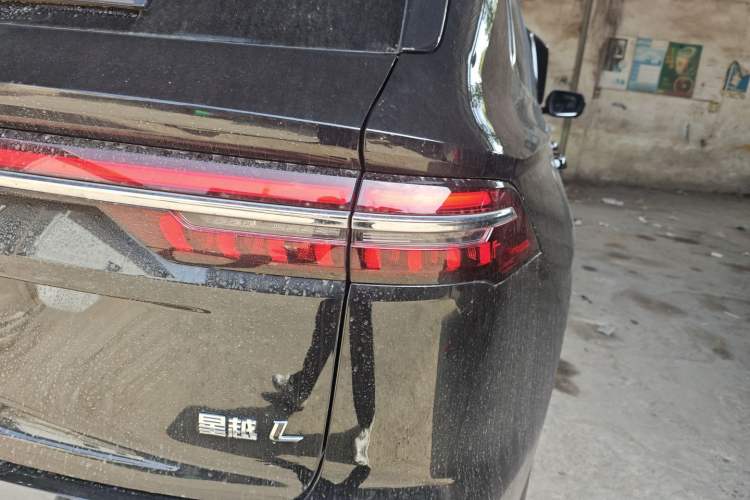 Used Geely Auto Monjaro L 2024 2.0TD High-Power Automatic Two-Wheel Drive Skyline Edition
