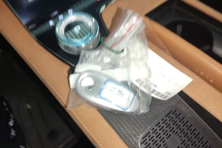 Used VOYAH PASSION 2024 PHEV Four-Wheel Drive Ultra-Long Range Flagship Model Interior 1