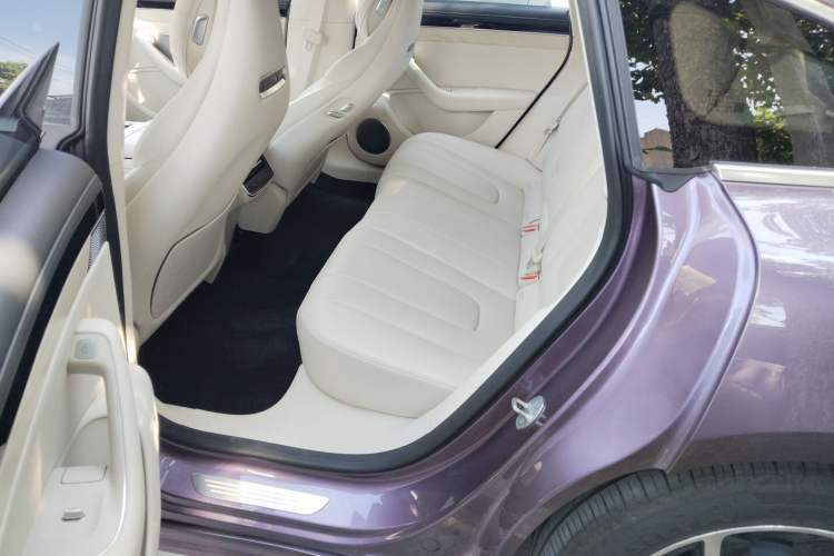 Used Hima Luxeed S7 2025 855 km Max