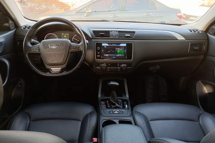 Used Qoros 5 2018 Revised Version 1.6T Automatic Leading Edition