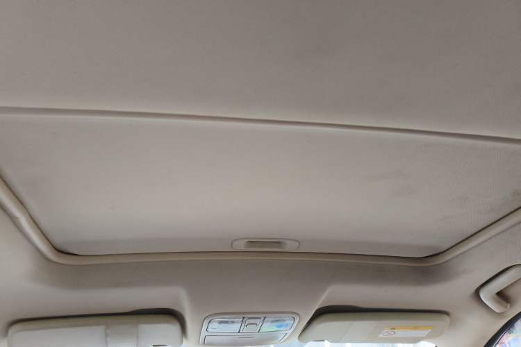 Used Dongfeng Fengon 580 2017 1.5T CVT Luxury Model Headliner
