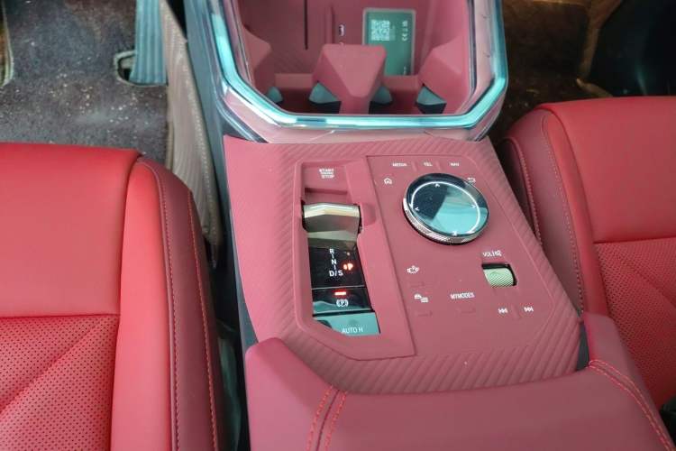 Used BMW X3 2025 Model, Facelifted xDrive25L Luxury Package