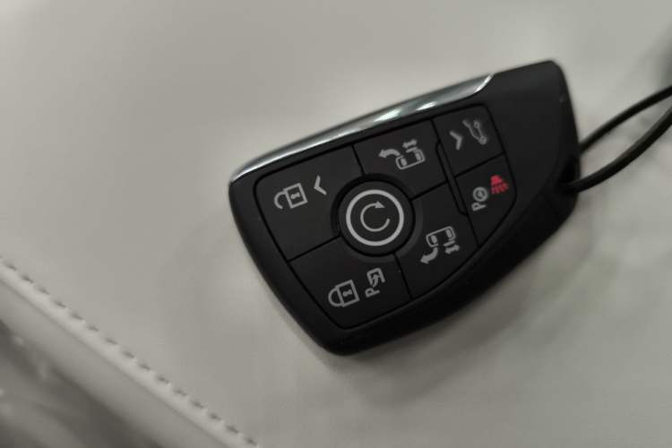 Used Buick GL8 New Energy 2026 Model Lu Zun Luxury Edition