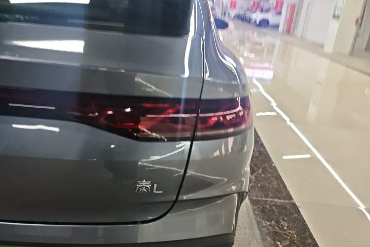 Used BYD Qin L 2024 DM-i 120KM Leading Model
