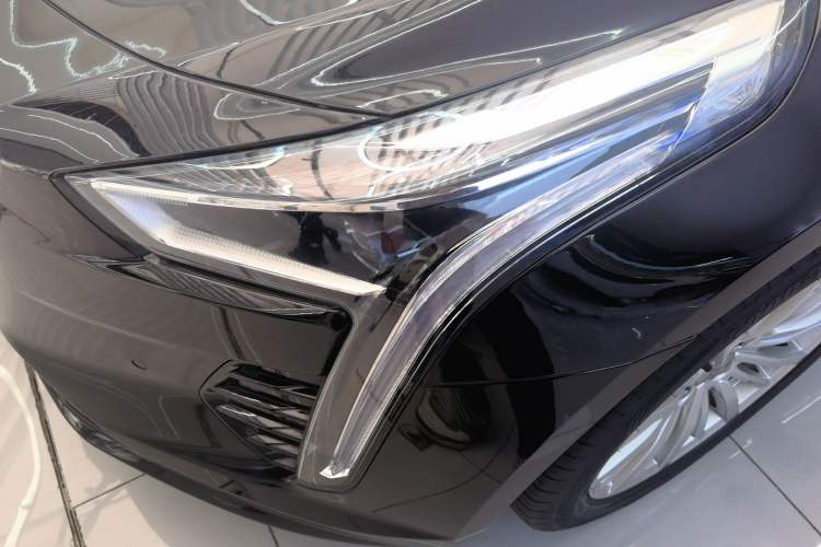 Used Cadillac CT6 2022 28T Fashion Edition Left Front Headlight