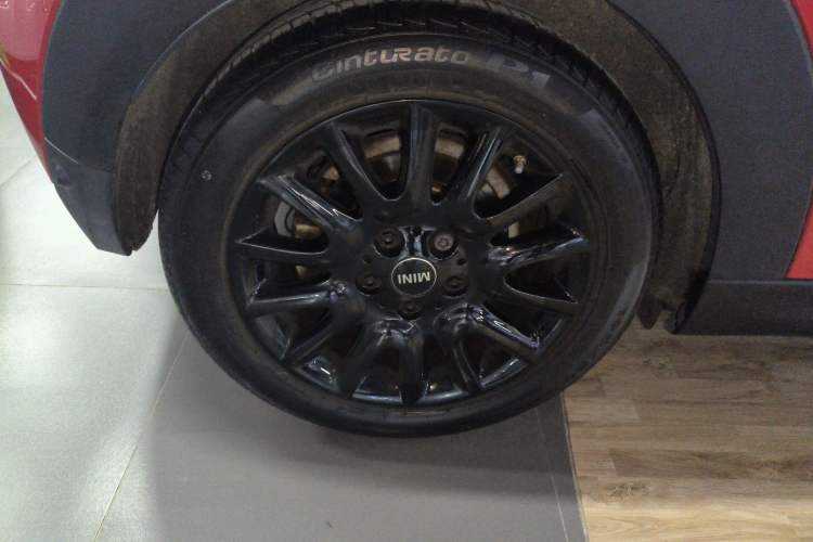 Used MINI 2020 1.5T COOPER Classic Edition Right Rear Wheel Hub