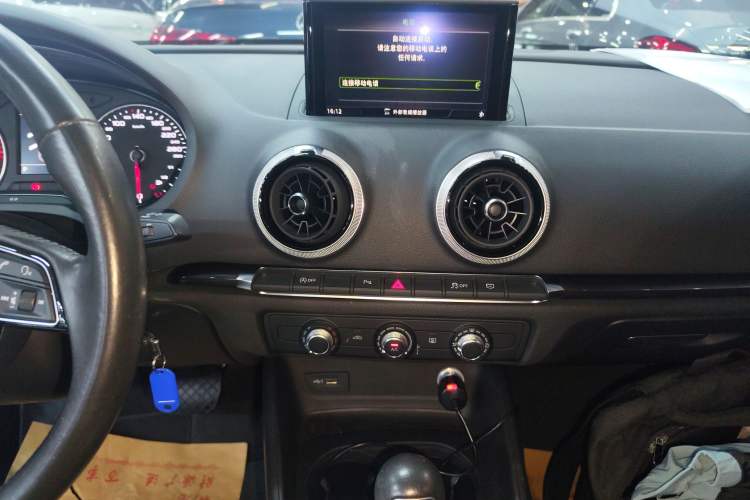 Used Audi A3 2020 Limousine 35 TFSI Fashion Edition China VI Emission Standard