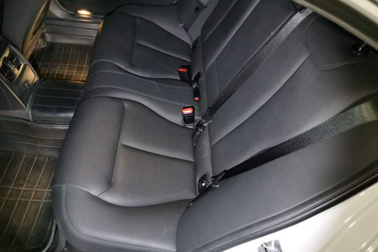 Used BMW 3 Series 2016 320Li Fashion Model Left Rear Seat