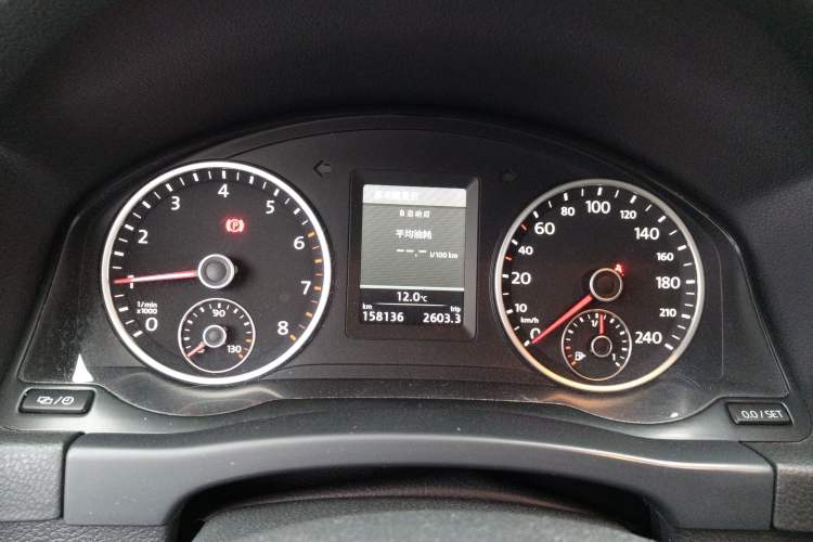 Used Volkswagen Tiguan 2013 1.8TSI Automatic Two-Wheel Drive Luxury Model Instrument Cluster