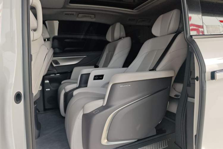 Used Buick GL8 2025 Lu Zun Deluxe Edition Left Rear Seat