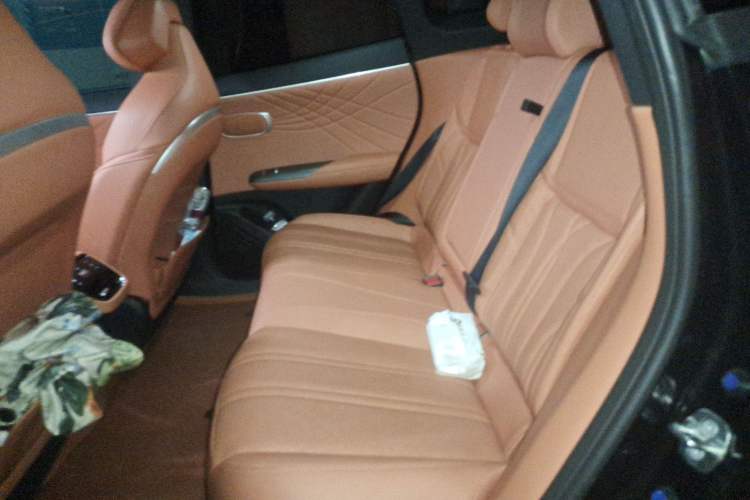 Used Deepal S07 2025 215Max Huawei Qiankun Intelligent Driving ADS SE Range-Extended Version