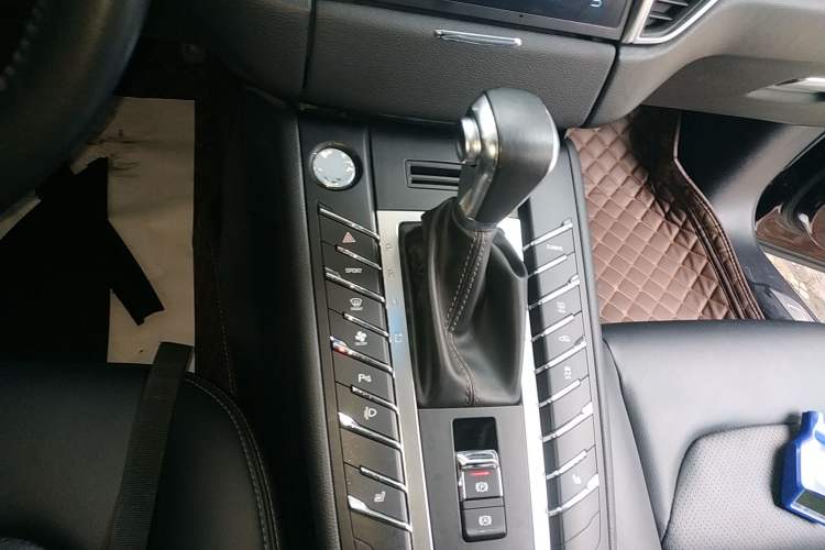 Used Zotye SR9 2017 2.0T Automatic Ultimate Edition
