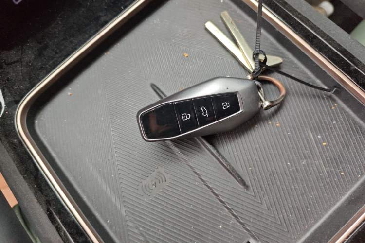 Used iCAR 03 2024 501km Two-Wheel Drive Long-Range Version