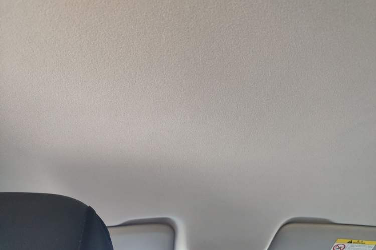 Used Venucia T70 2015 2.0L CVT Smart Choice Edition