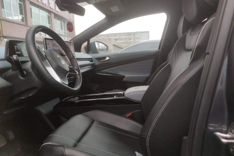 Used Volkswagen ID.4 X 2024 Pure & Smart Edition
