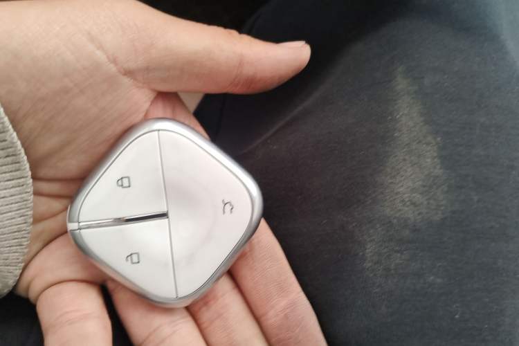 Used Wuling Bingo 2025 410 km Lingxi Deluxe Edition Vehicle Key