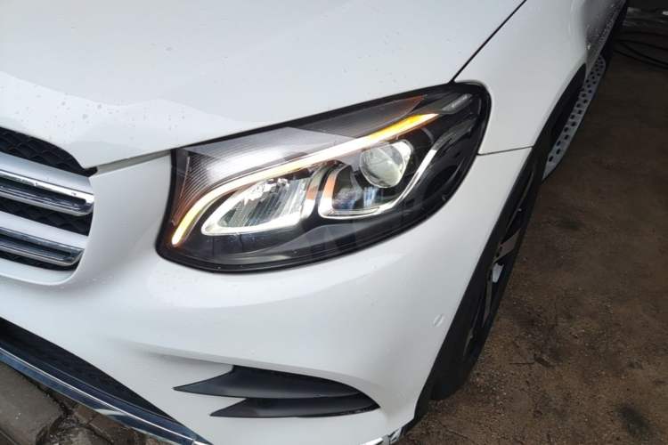 Used Mercedes-Benz GLC 2018 GLC 260 4MATIC Luxury Model