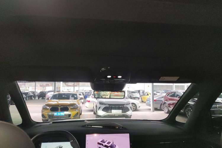 Used Zeekr 009 2024 Six-Seat Executive Version 4WD 108 kWh