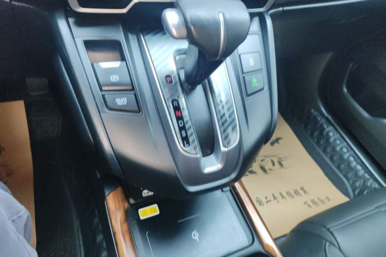 Used Honda CR-V 2021 240TURBO CVT 2WD Fashion Edition
